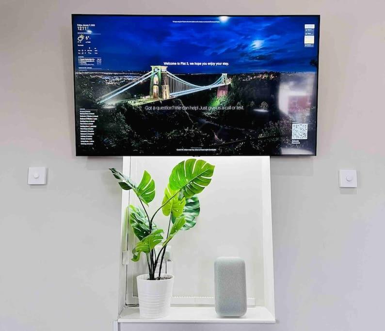 Smart-Home In Original Victorian Building Bristol Exterior foto