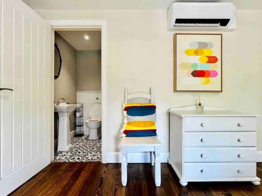 Smart-Home In Original Victorian Building Bristol Exterior foto